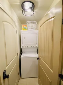 LOCATION! LOCATION!LOCATION! Luxurious Ski In/Out Jet-Set Condo  NEWLY RENOVATED - Image 3