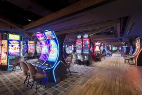 Point Place Casino Hotel - Image 2