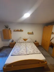 Geräumige Ferienwohnung mit Gartenterrasse - Image 4