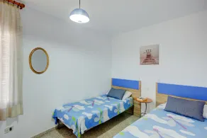 Posh Apartment in Central Location - Image 5