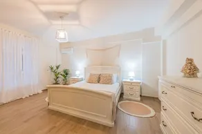 White Collection Villas & Suites - Pnoe Villa - Image 5