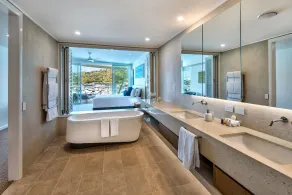 Pavillions Penthouse 5 - Image 3