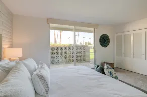 Quintessential Mid-Century Modern Oasis in the Desert - Image 5