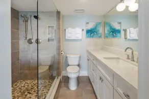 ~AZUR PALM~ Oceanfront elegance with pools, peace, and a designer interior! - Image 3