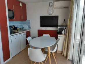 Sea view apartment **** - Image 5
