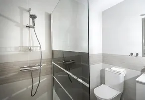 Appartamento vacanze \"Casa Chana\" con terrazza, piscina condivisa e Jacuzzi - Image 3