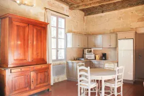 Uzes : lovely 18th century apartment overlooking on the castle - Image 3