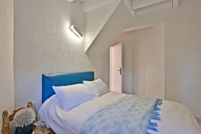 Villa Les Cerisiers : 70's decor, parking, Clim - Image 5