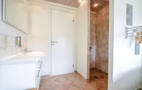 Three-Bedroom Holiday Home In Vinderup - Image 3