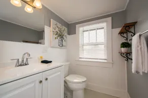 Cozy 3BR w Free Attraction Tix 6 Mins to Town - Image 4