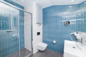 Vinfort Aparthotel - Image 2
