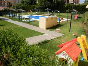 Family-Friendly Apartment with Private Terrace, Shared Pool, A/C & Wi-Fi - Image 2