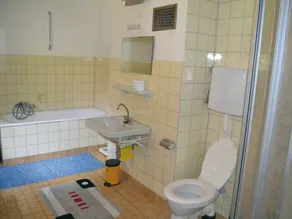 Villa indipendente con vista sulla valle in una posizione soleggiata - Image 3