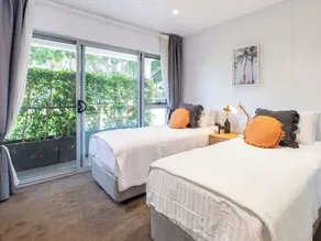 Modern & Spacious, Walk to Coogee Beach - Image 4