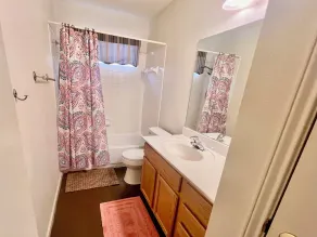 Schönes Starterhaus ideal für Familien, die mit Haustieren umziehen - Image 5