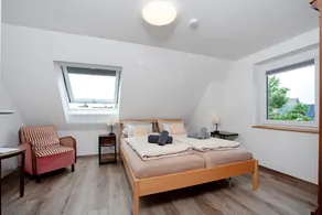 Holiday Apartment 'Newly Renovated Attic Apartment' with Wi-Fi - Image 3