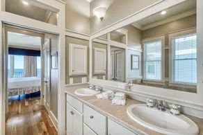 FRANGISTA FINALE-GORGEOUS BEACH FRONT HJEM, NY REMODELED, 2 POOLS !! - Image 3