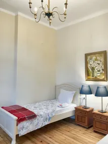 Homerez - Apartamento Encantador em Sofia, 100m², Varanda - Image 3