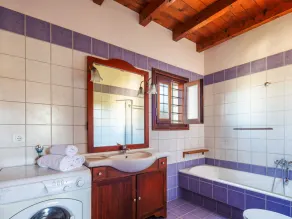 Beautiful Villa, Private Pool, Sleeps 6, Prines in Rethymnon, Crete NW Coast - Image 2