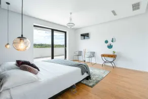 Vibrant modern 5-BR Villa for 10+2, with pool and a sea view - Image 2