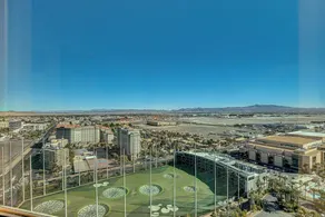 The Cerulean Suite at MGM Signature BALCONY 5 MIN WALK FROM F1 GRANDSTAND Located at Tower 3 - Image 2