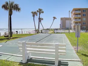 Nur wenige Schritte vom Pool & Ocean in New Smyrna Beach - Image 2