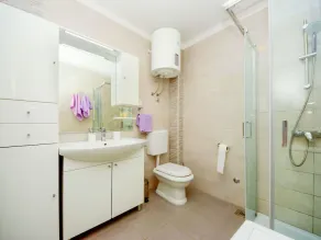 Holiday Home Lara by Interhome - Image 2
