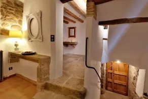 Mas Carabassa - Spacious, rural villa with indoor + outdoor pool, tennis & more - Image 2