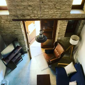 Acogedora casa marrón - Image 5