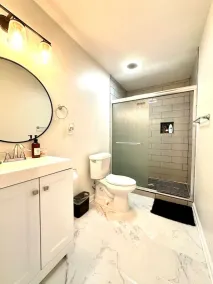Charming 2BR Retreat-Free Parking - Image 3