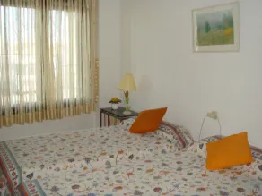 Apartment on canal in EMPURIA BRAVA - large terrace -10 minutes from the beach - Image 4
