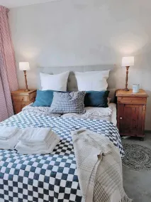Small house in cozy village near the sea - Image 3
