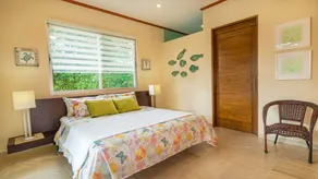Parrot-dise Perch, 3BD, Heart of Manuel Antonio - Image 5
