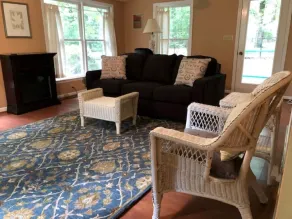 Charming cottage in wooded location - Image 5