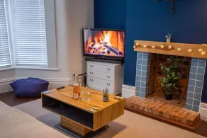 Sapphire Suite Sasco Apartments - Image 3