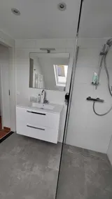 nouveau à louer du 1 -02-2020! Belle maison sur l'eau et quai de bateau - Image 5