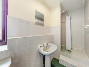9 bedroom accommodation in Stenson, near Derby - Image 5