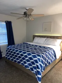 Comfortable/ Spacious Home AWAY from home Living - Image 5