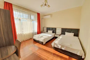 70 sq.m Family Apartments with Parking - Image 4