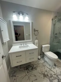 \"House of Bells\"  960 C Ave  2B/2B  Private Patio  1st flr   Great Location - Image 3