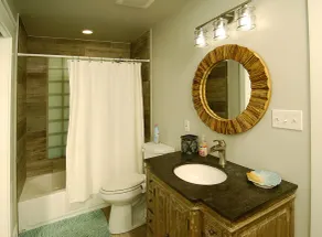 Fantastic Rates! Book Now and Save* Beautiful bay front cottage! - Image 3
