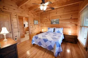 Brew with a View • Luxury 3BR Mountain Cabin • Hot Tub • Game Room • Adventure Included - Image 5