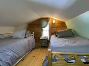 Adorable Tiny House in Picturesque Seaside Village - Image 5