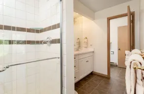 Adams Condominium 2 Bedroom condo - Image 2
