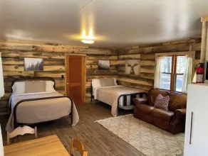 Cheerful cozy cabin in the tall pines Alpine AZ #3 - Image 4