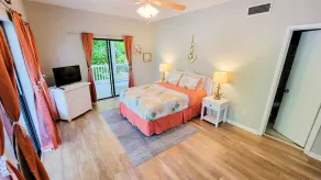 Peaceful property on the historic Suwannee River. - Image 4