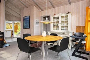 Peaceful Holiday Home in Børkop With Sea View - Image 3