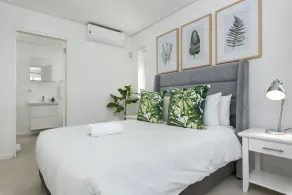 Tranquil 2 Bed House with Table Mountain Views - Image 5