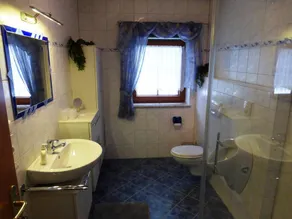 Modern apartment (53 sqm) with 2 bedrooms and terrace - Image 2