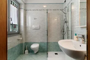 Apartamento de férias Ciclamino Superior Otto com vista para a montanha, Wi-Fi e terraço - Image 4
